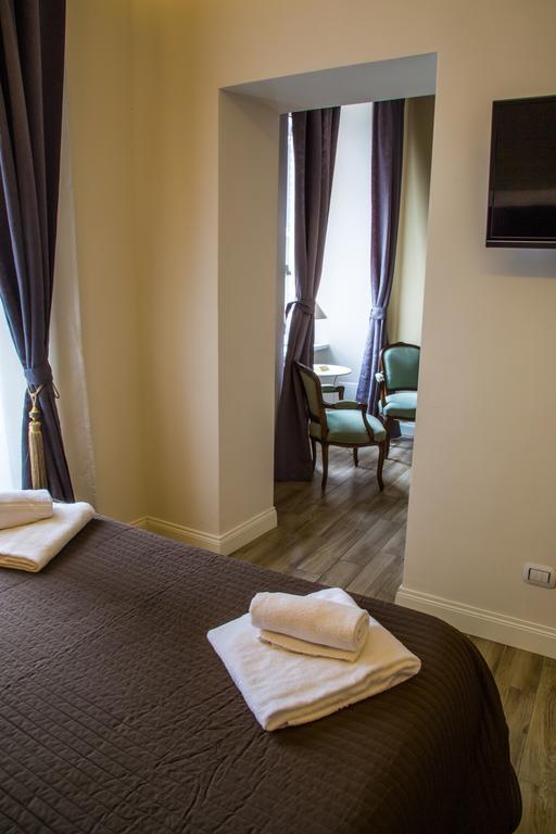 Cavour Forum Suites Rzym Pokój zdjęcie